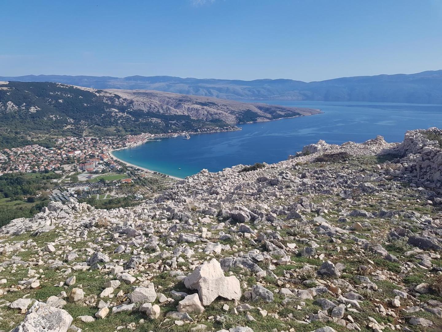 Apartment Fantov Old Town Residence Baska  Bagian luar foto