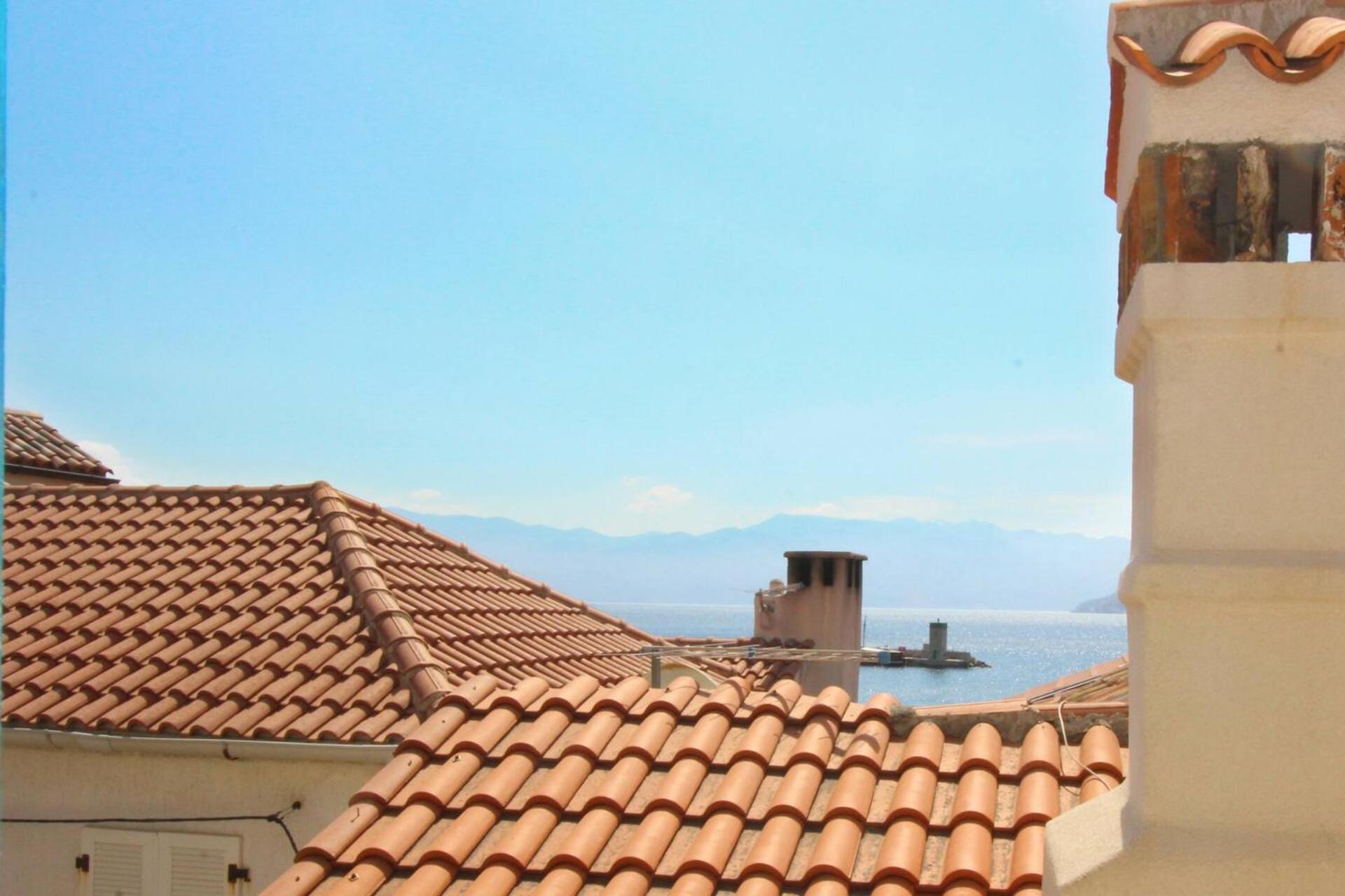 Apartment Fantov Old Town Residence Baska  Bagian luar foto